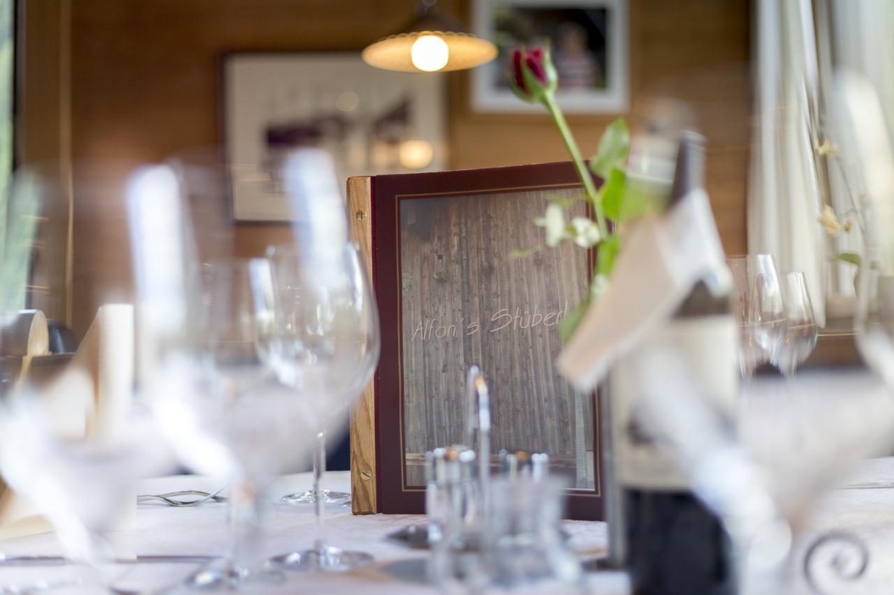Alfonsstueberl - Ferienwohnungen & Restaurant Innervillgraten Εξωτερικό φωτογραφία